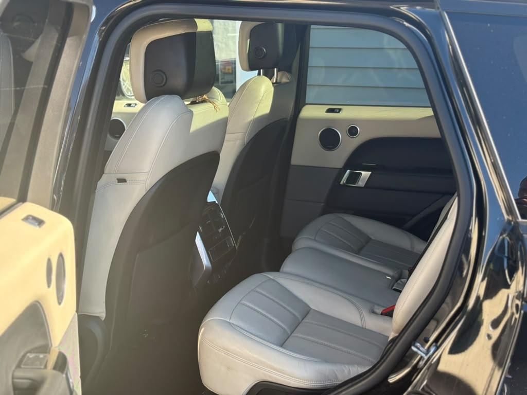 2018 Land Rover Range Rover Sport V6 Supercharged HSE photo 14