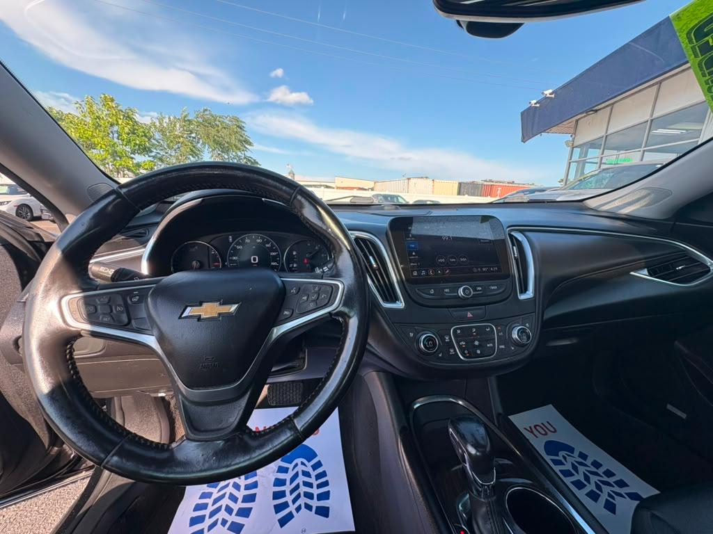 Chevrolet Malibu 4dr Sdn Premier 2022