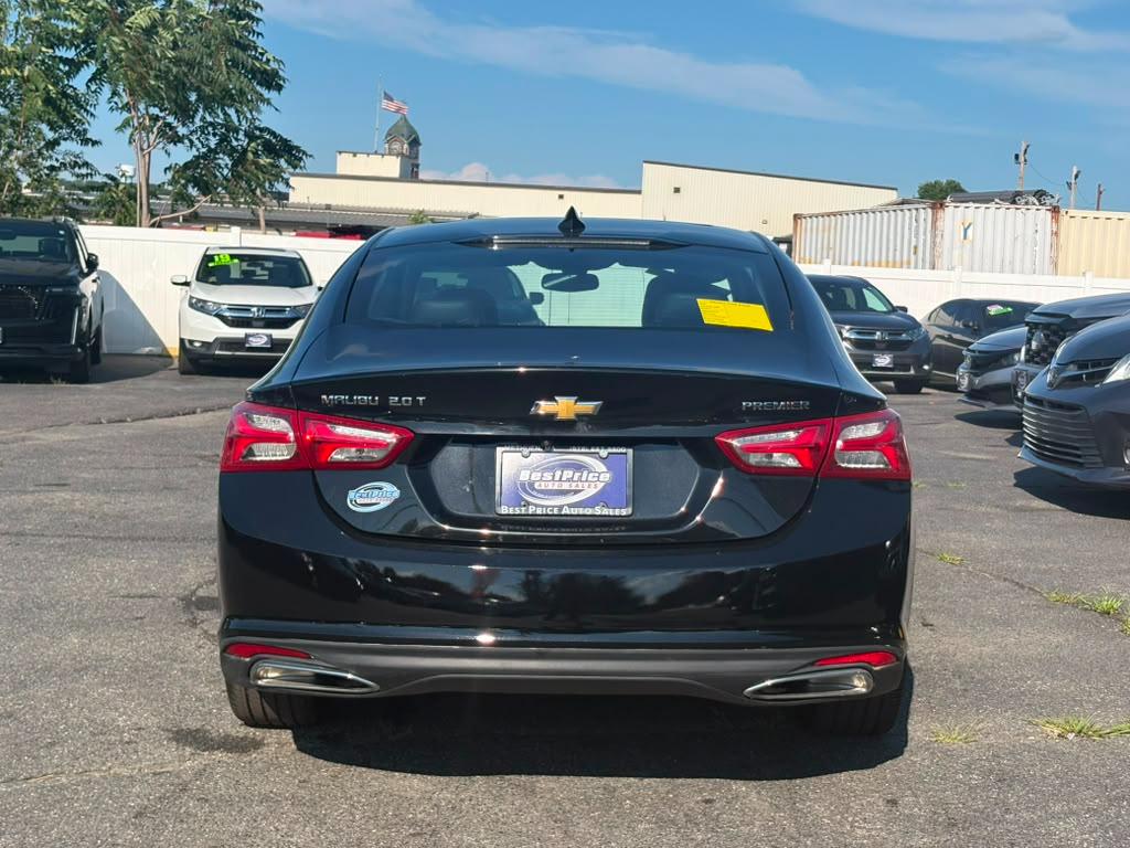 Chevrolet Malibu 4dr Sdn Premier 2022