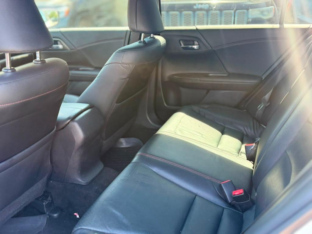 Honda Accord Sedan Sport SE CVT 2017