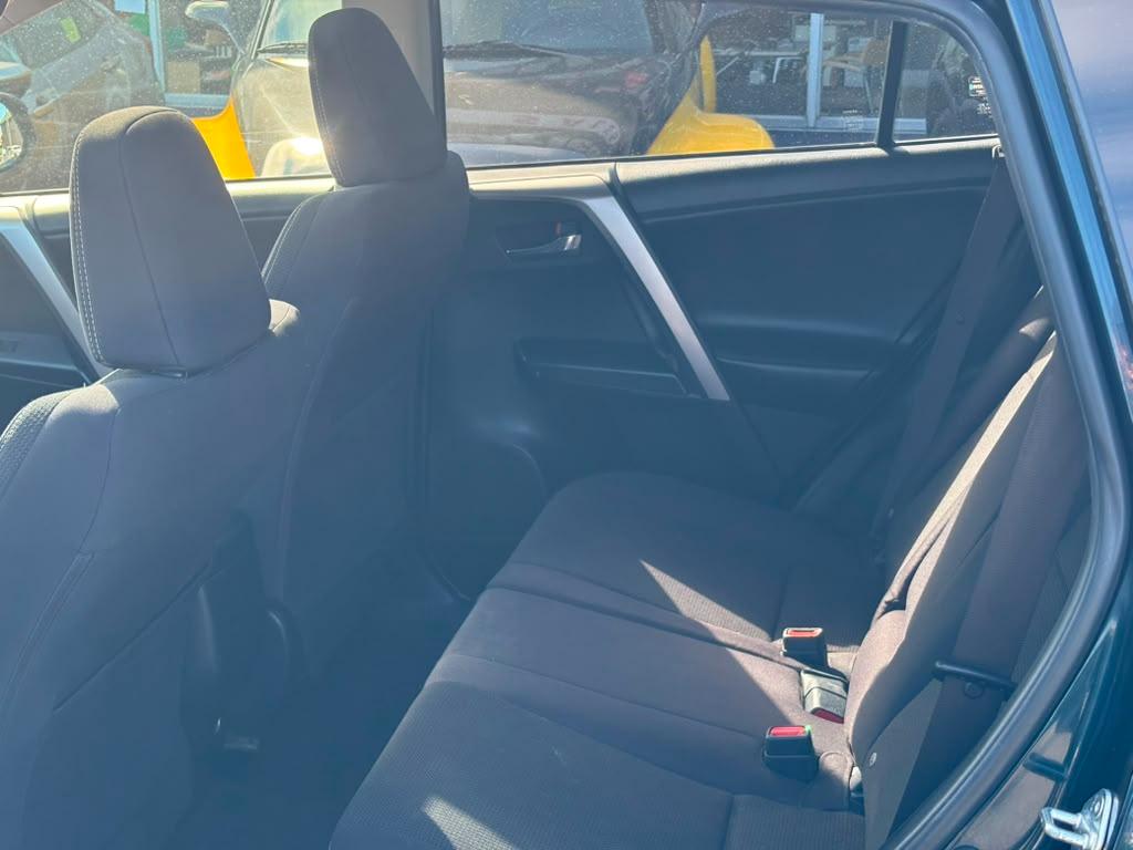 Toyota RAV4 XLE AWD (Natl) 2018