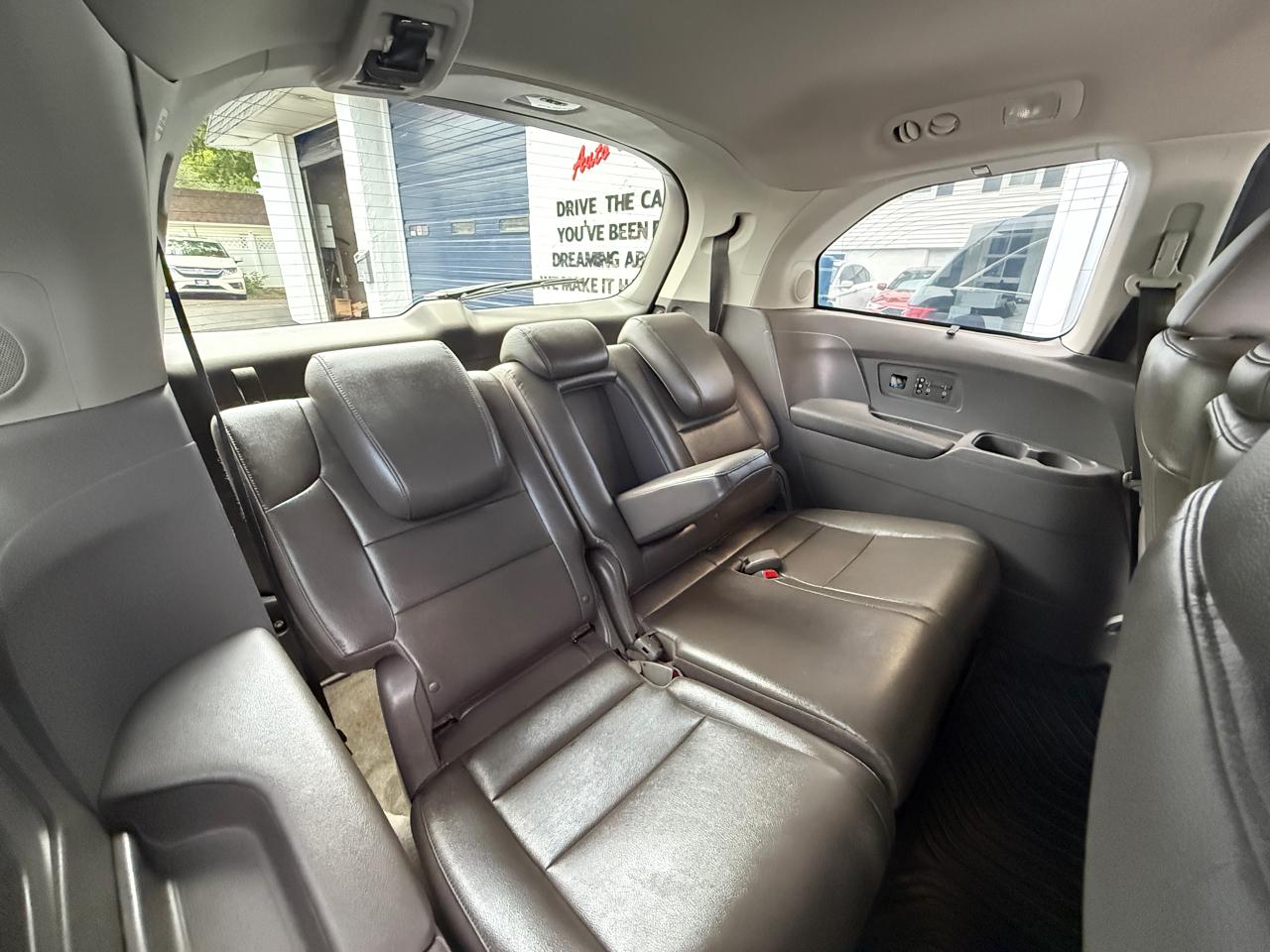 Honda Odyssey Touring Auto 2017
