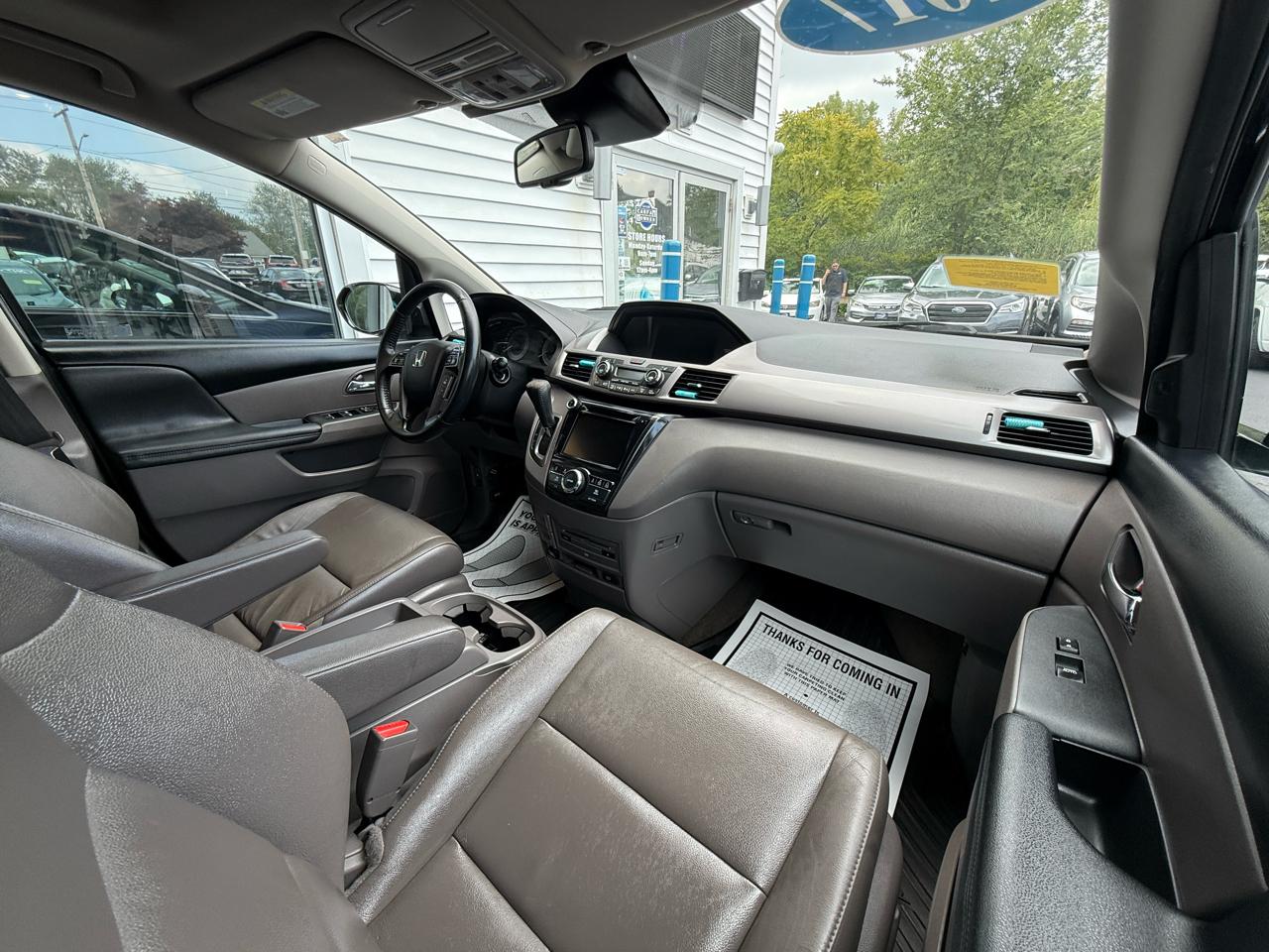 Honda Odyssey Touring Auto 2017
