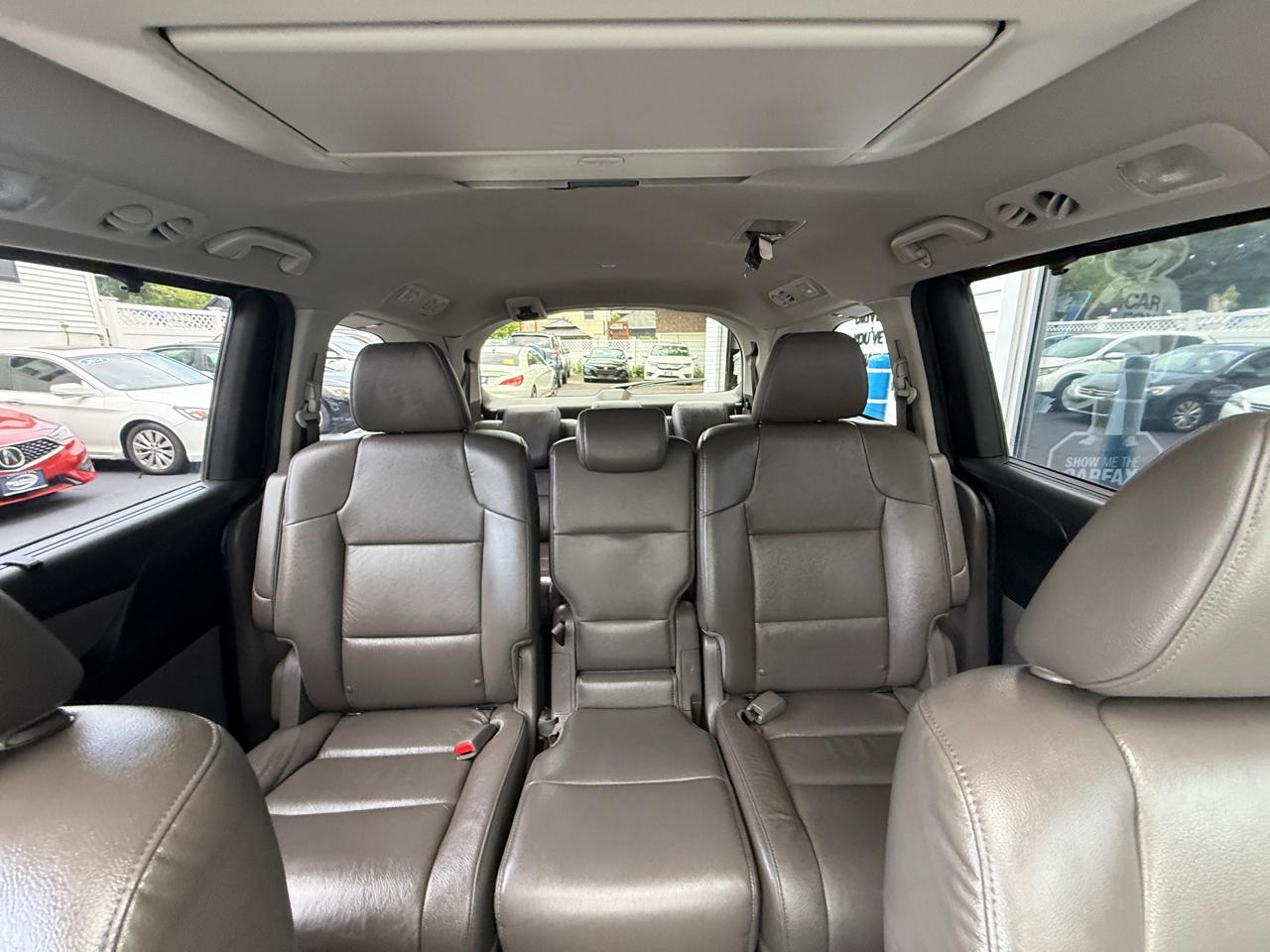 Honda Odyssey Touring Auto 2017