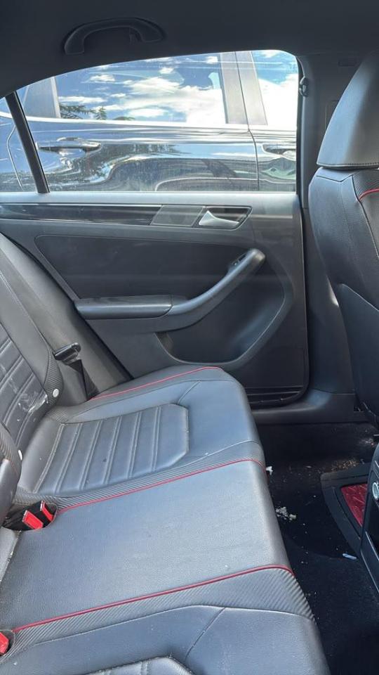 Volkswagen Jetta Sedan 4dr DSG GLI PZEV 2014