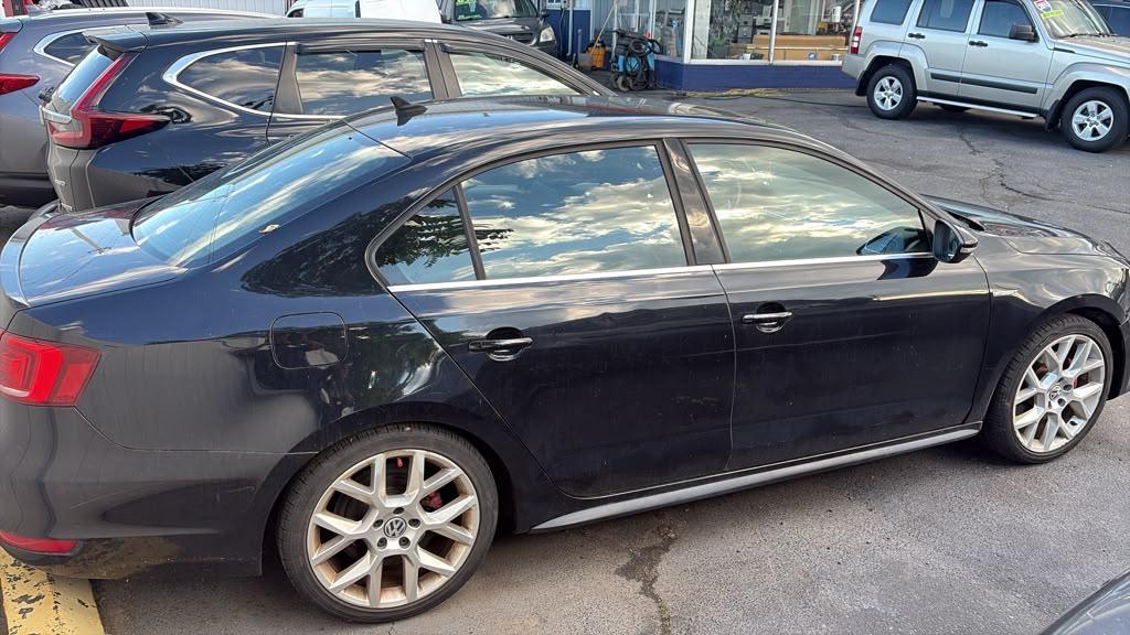 Volkswagen Jetta Sedan 4dr DSG GLI PZEV 2014