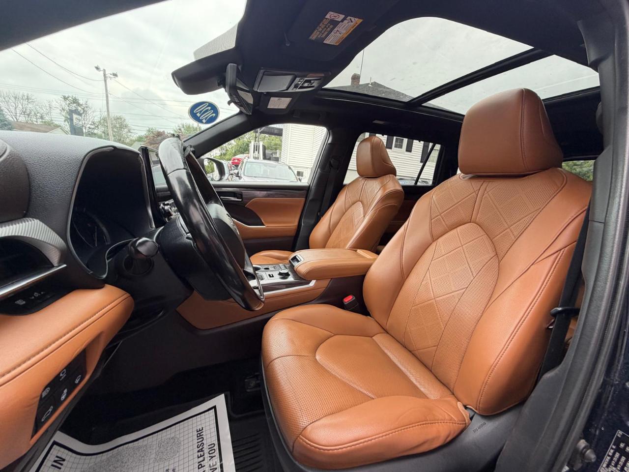 Toyota Highlander Platinum AWD (Natl) 2020