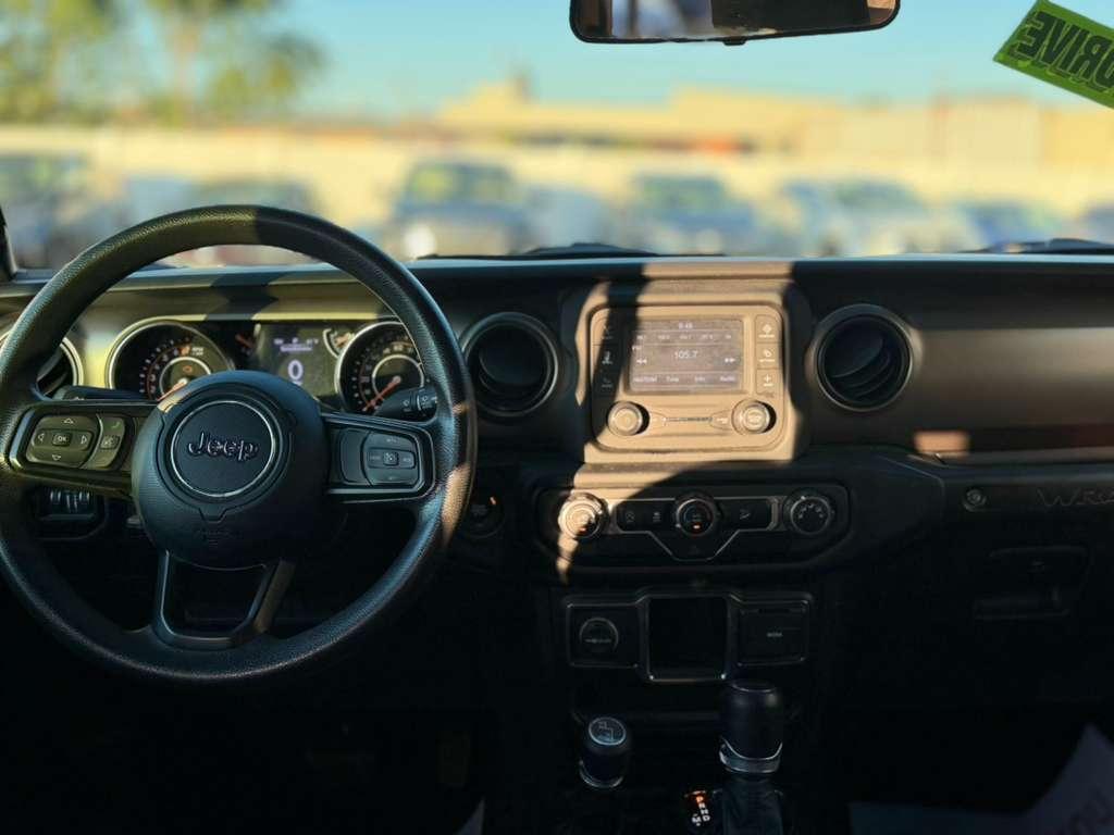 Jeep Wrangler Unlimited Sport 4x4 2021