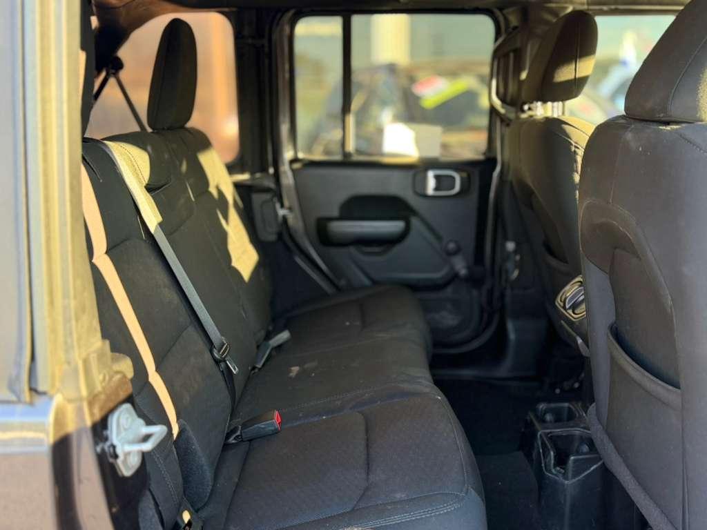 Jeep Wrangler Unlimited Sport 4x4 2021
