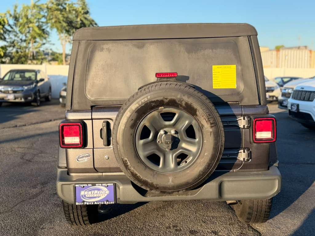 Jeep Wrangler Unlimited Sport 4x4 2021