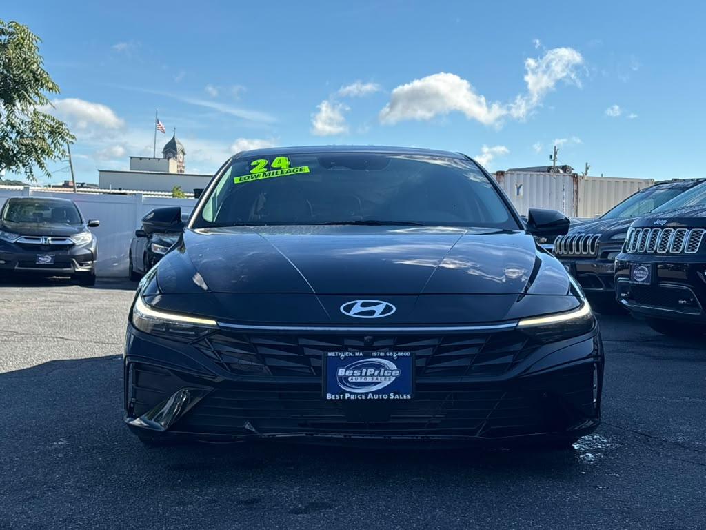 Hyundai Elantra Limited IVT 2024