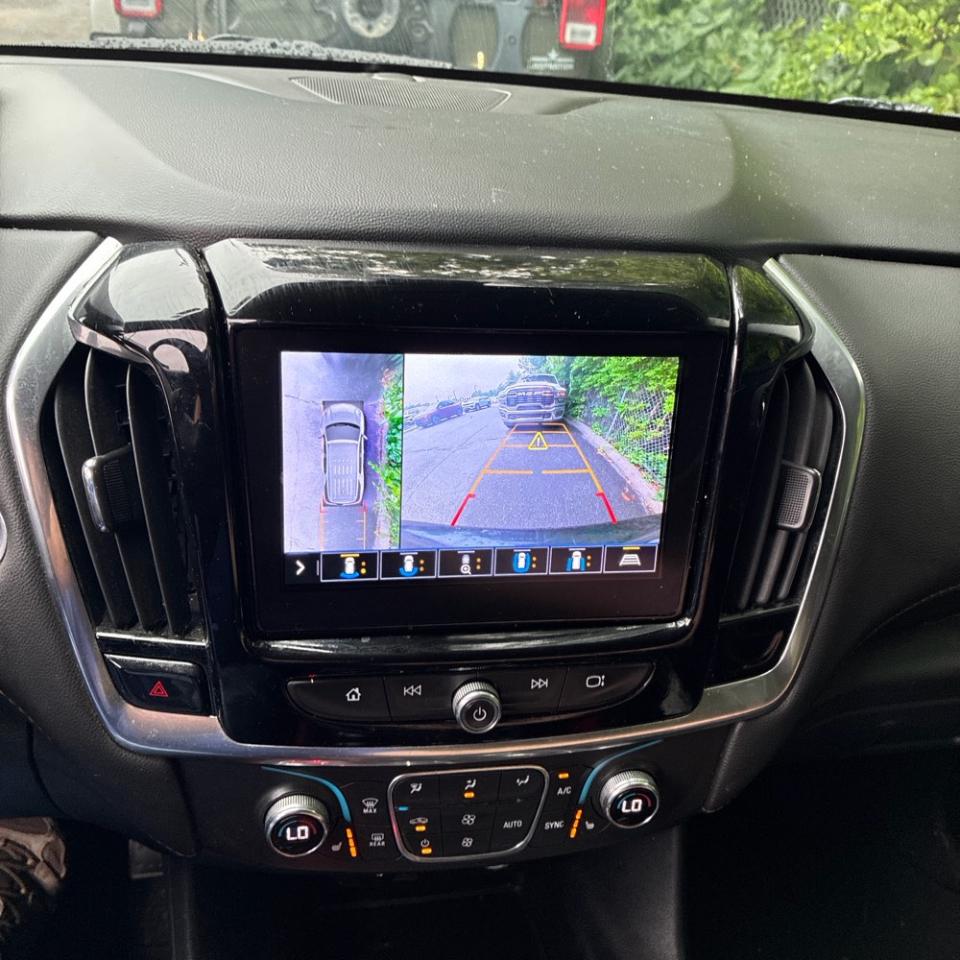 Chevrolet Traverse AWD 4dr LT Leather 2020
