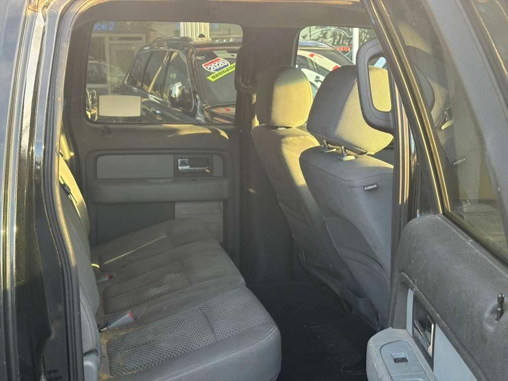 Ford F-150 4WD SuperCrew 145" XL 2012