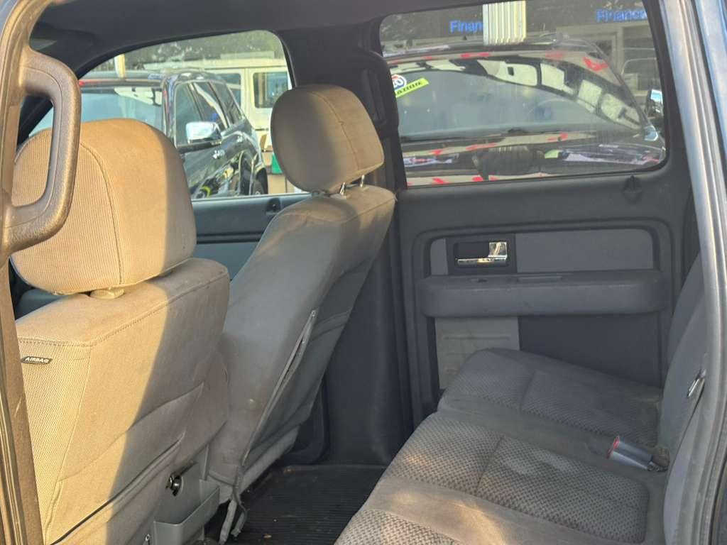 Ford F-150 4WD SuperCrew 145" XL 2012
