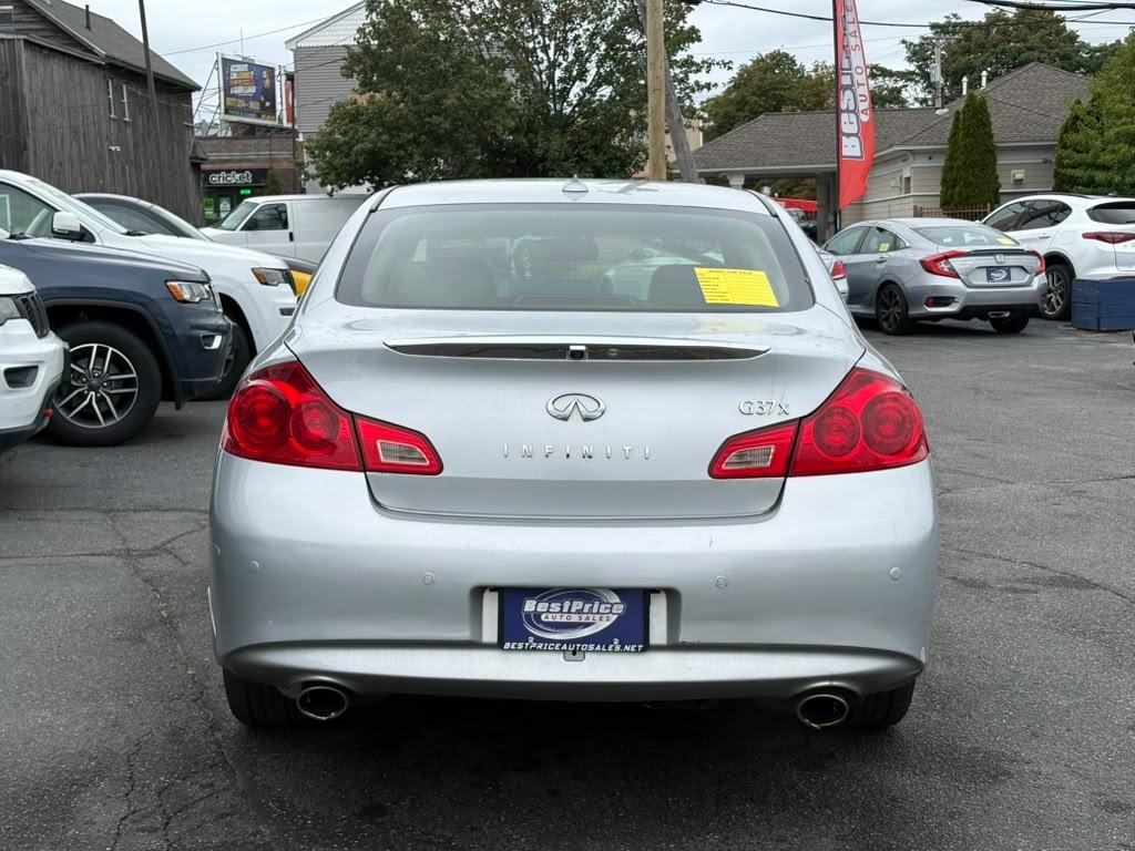 Infiniti G37 Sedan 4dr x AWD 2013