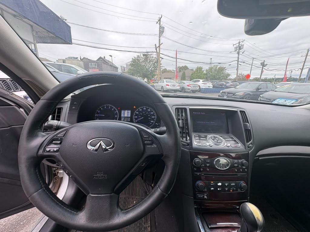 Infiniti G37 Sedan 4dr x AWD 2013