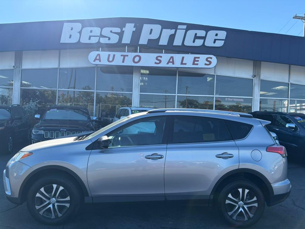 Toyota RAV4 AWD 4dr LE (Natl) 2016