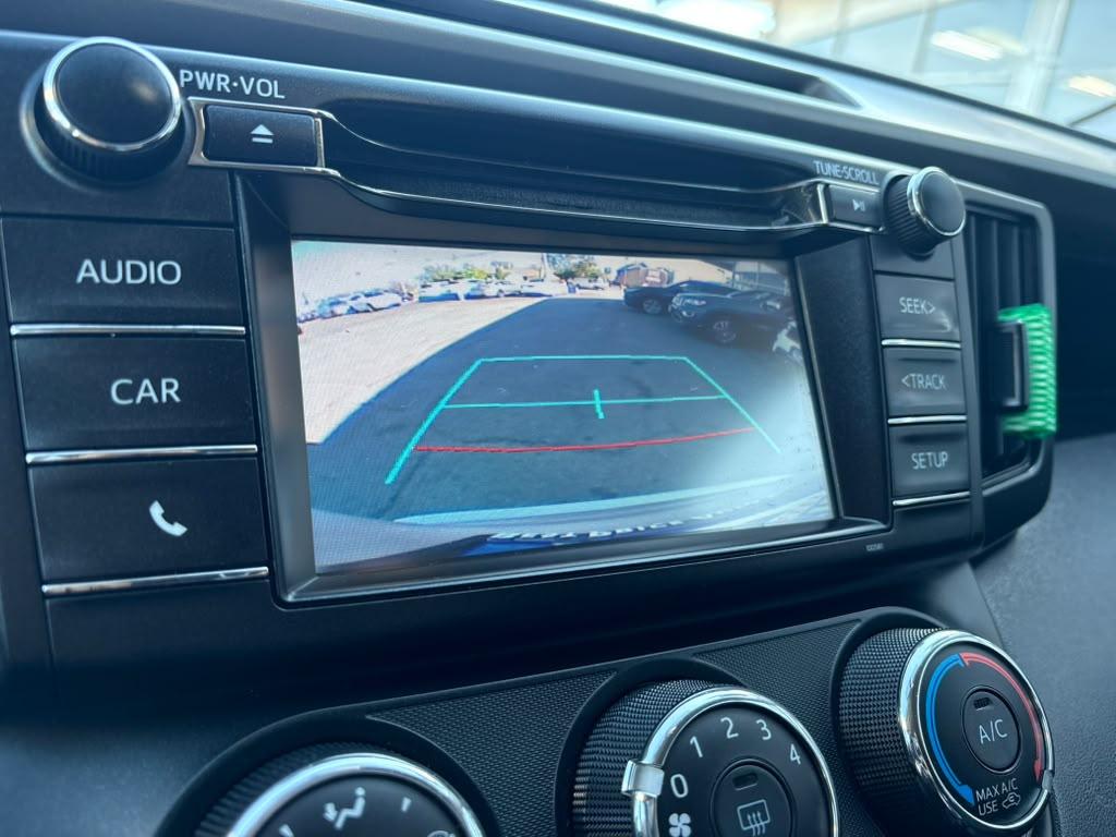 Toyota RAV4 AWD 4dr LE (Natl) 2016