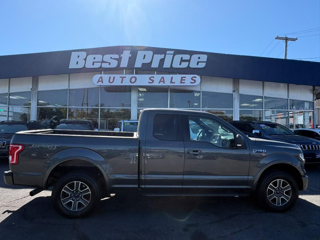 Ford F-150 4WD SuperCab 145" XLT 2016