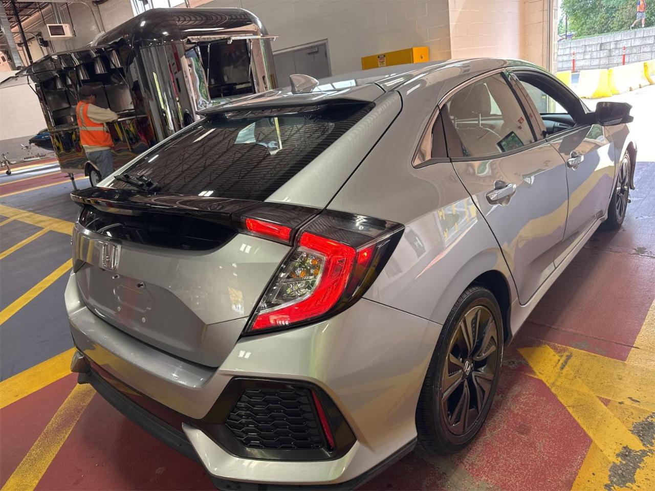 Honda Civic Hatchback EX-L Navi CVT 2018