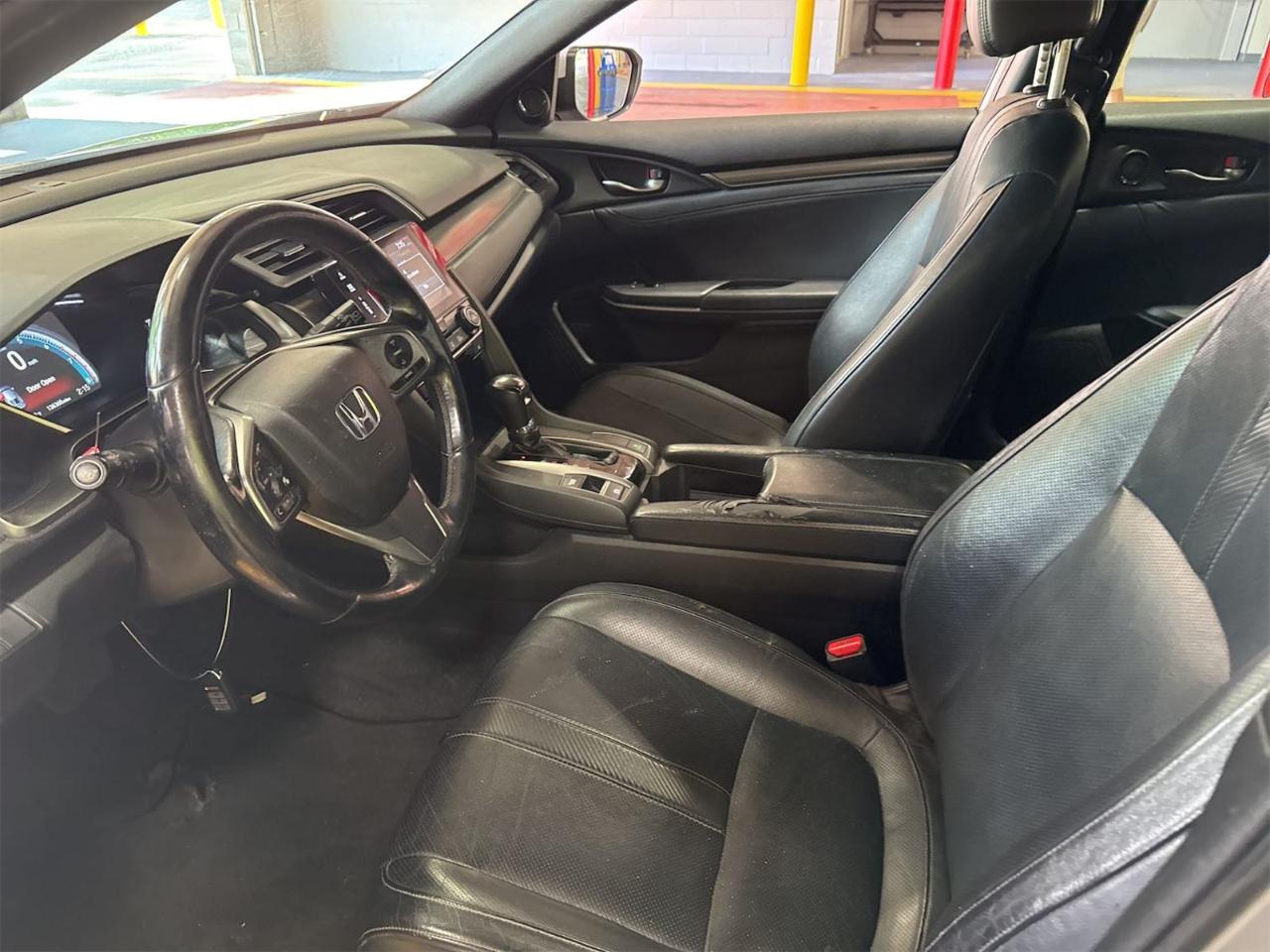 Honda Civic Hatchback EX-L Navi CVT 2018