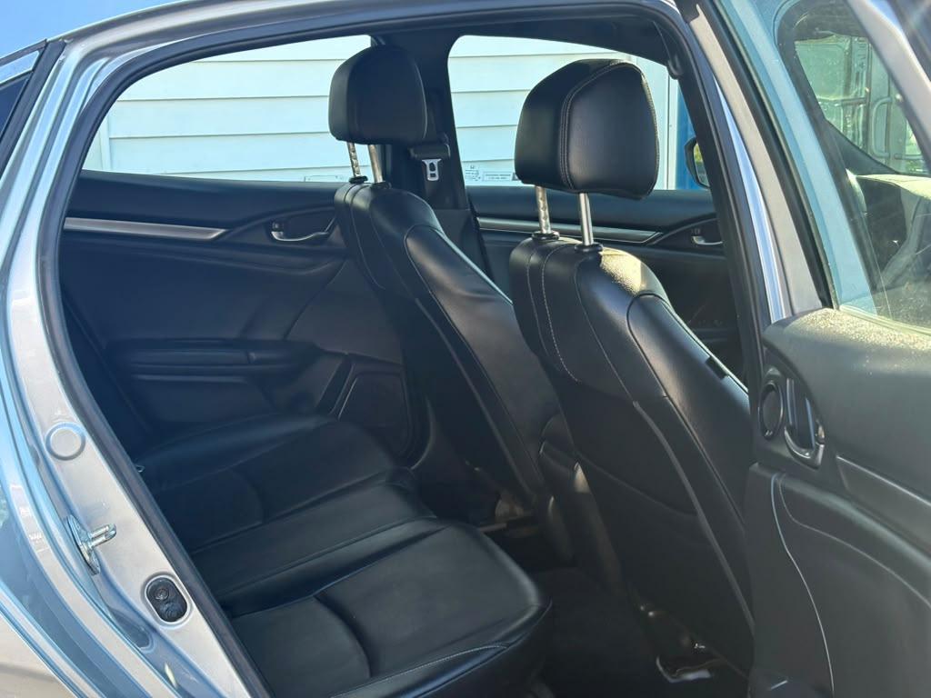 2018 Honda Civic Hatchback EX-L Navi CVT photo 11