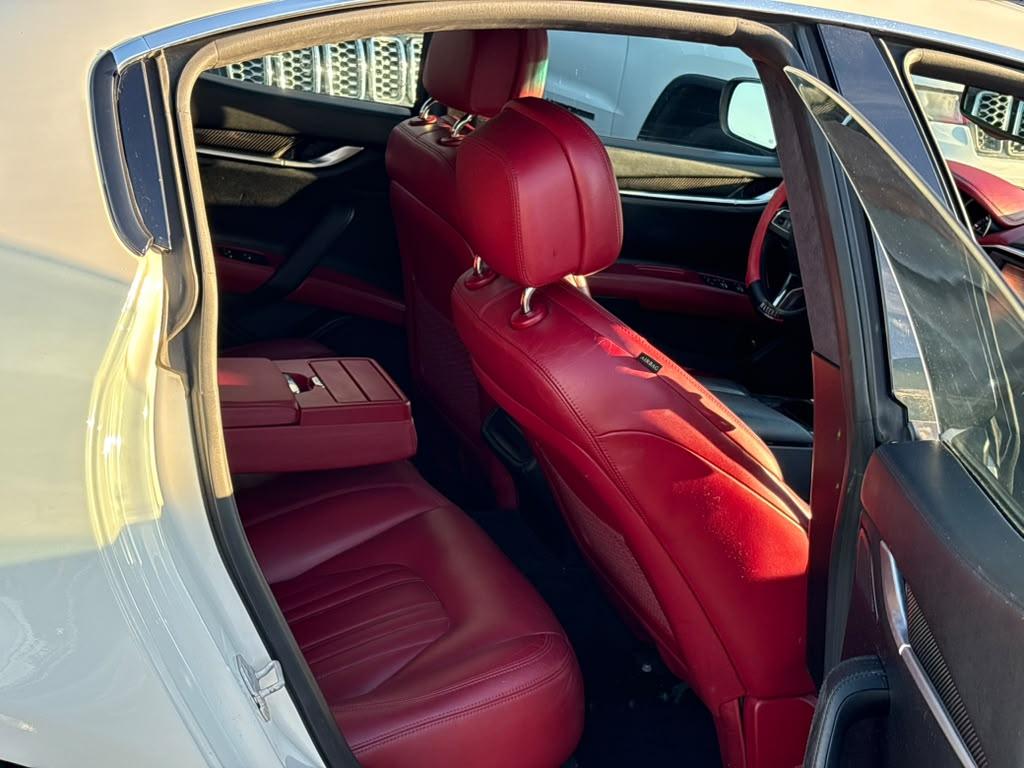 Maserati Ghibli 4dr Sdn S Q4 2015