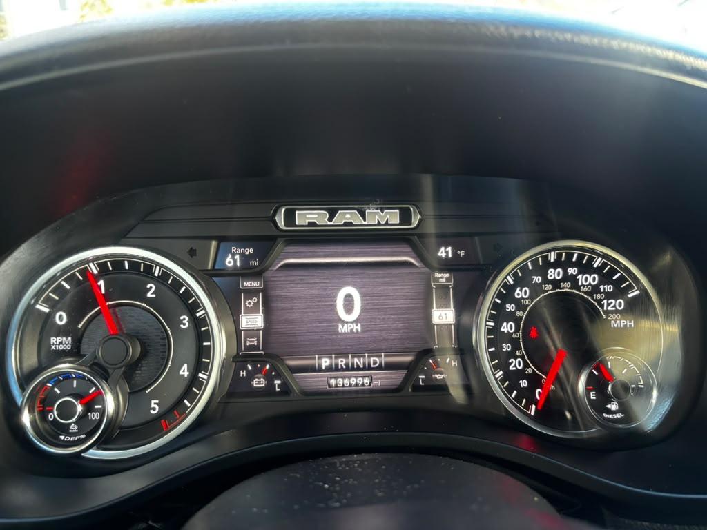RAM 1500 Big Horn 4x4 Crew Cab 5'7" Box 2022