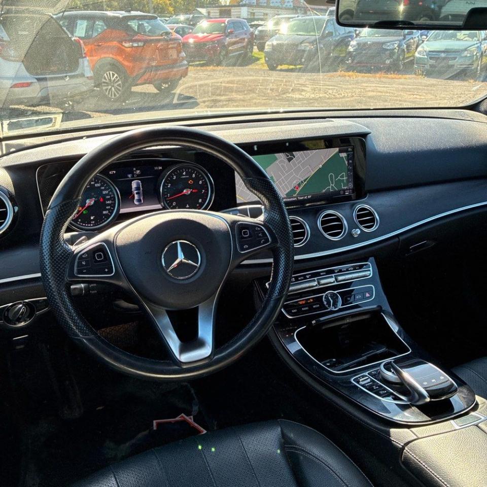 Mercedes-Benz E-Class E 300 Luxury 4MATIC Sedan 2017