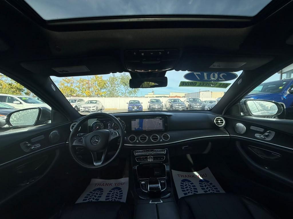 Mercedes-Benz E-Class E 300 Luxury 4MATIC Sedan 2017