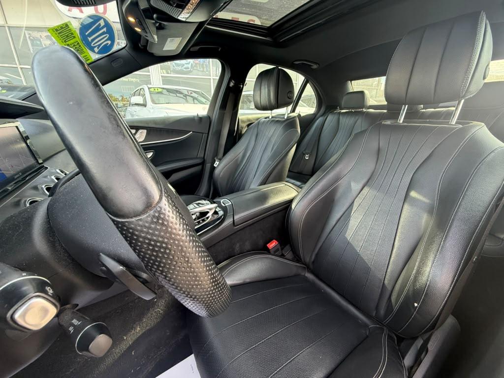 Mercedes-Benz E-Class E 300 Luxury 4MATIC Sedan 2017