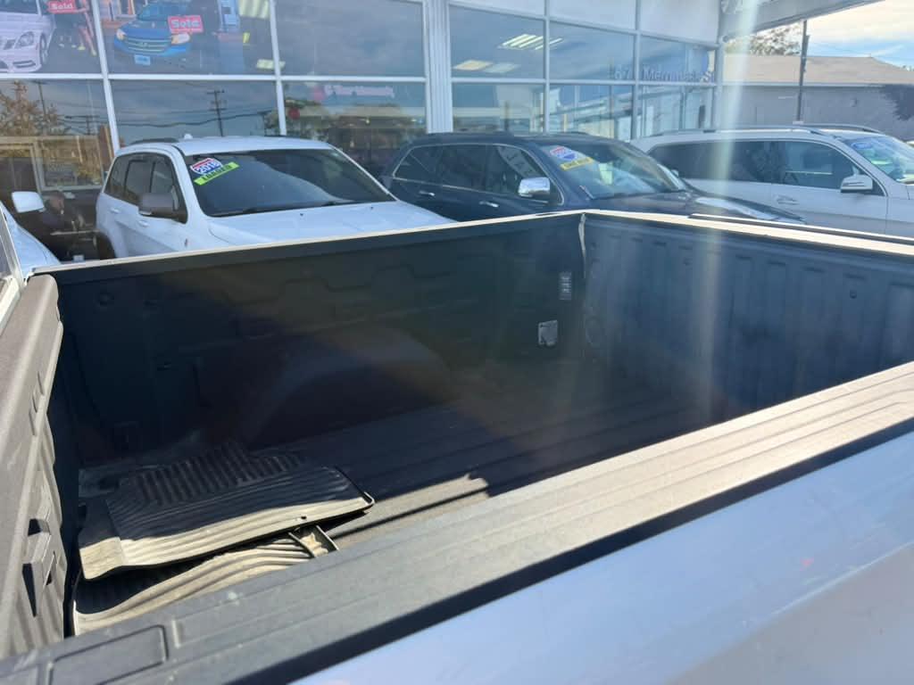 Chevrolet Silverado 1500 4WD Crew Cab 147" LTZ 2020