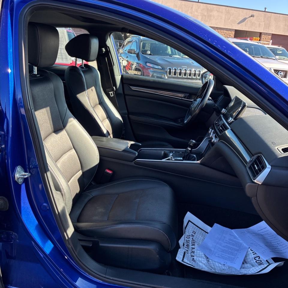 Honda Accord Sedan Sport 2.0T Manual 2018