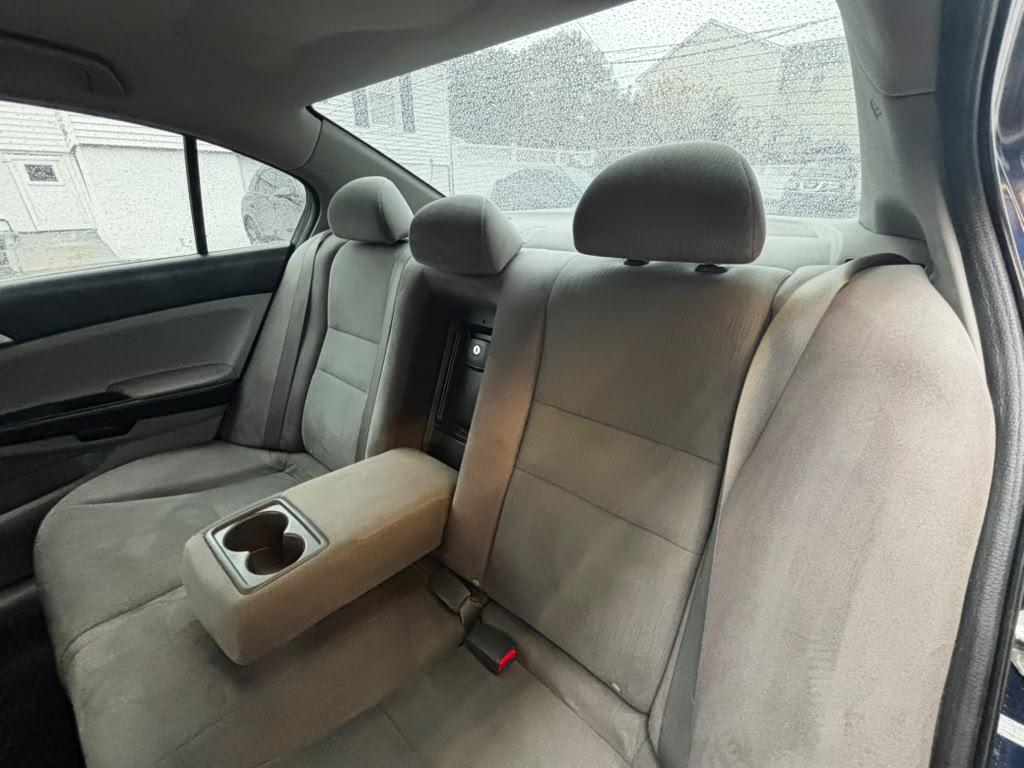 Honda Accord Sdn 4dr I4 Auto LX 2012