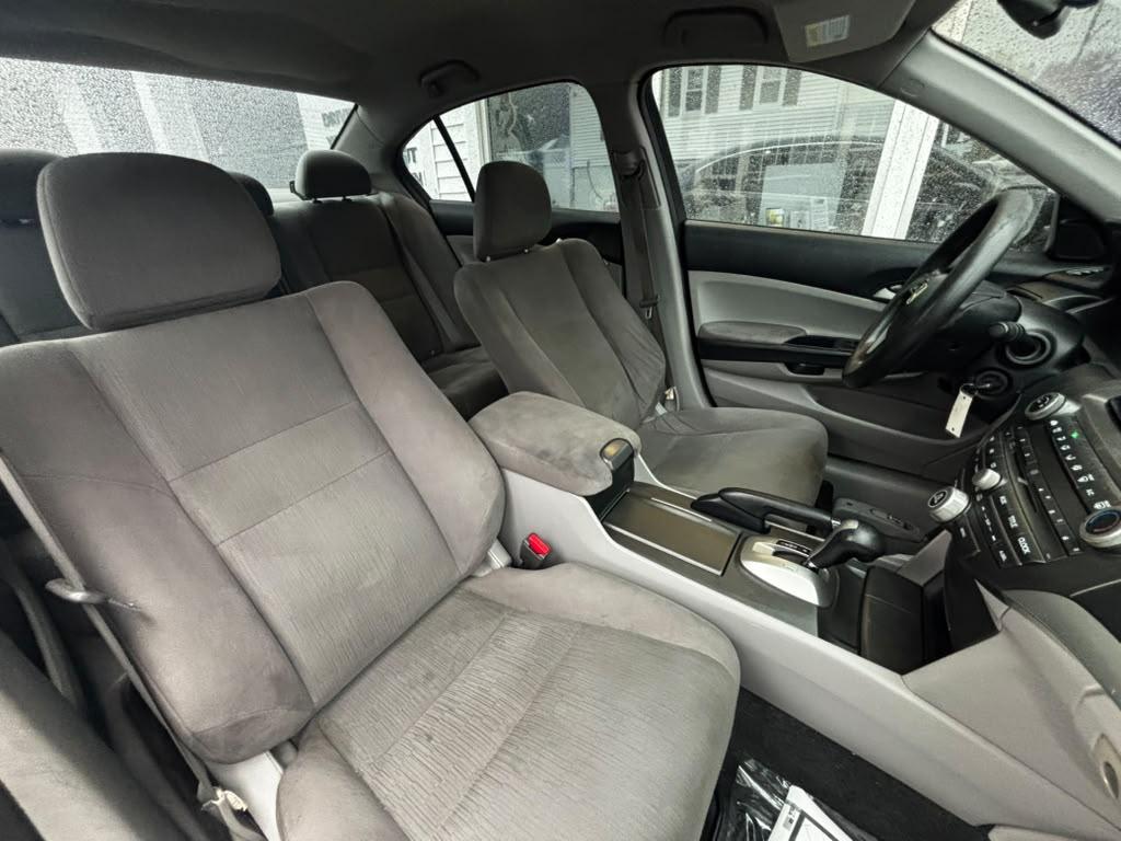 Honda Accord Sdn 4dr I4 Auto LX 2012