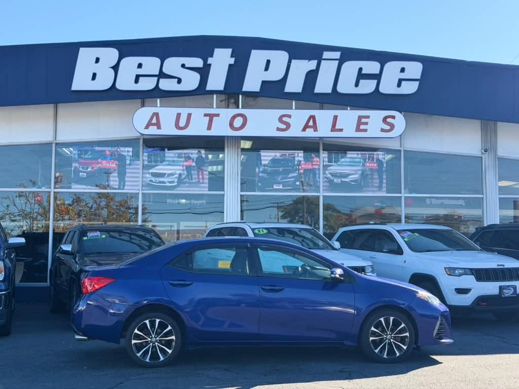 Toyota Corolla XLE CVT (Natl) 2018