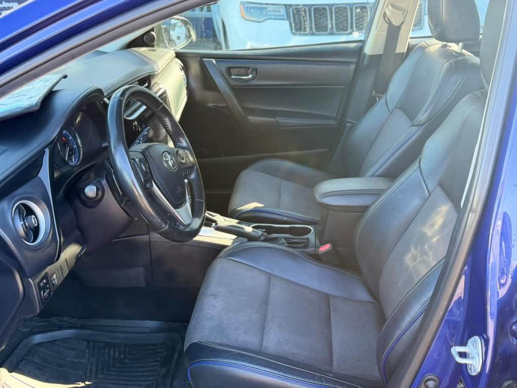 Toyota Corolla XLE CVT (Natl) 2018