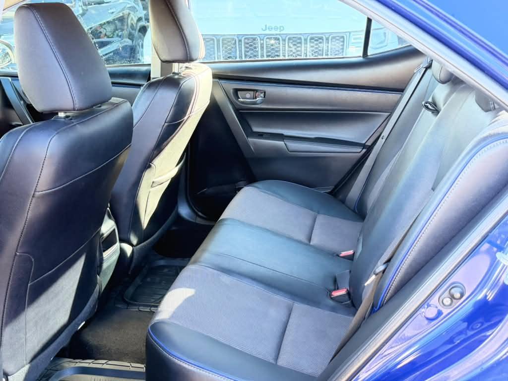 Toyota Corolla XLE CVT (Natl) 2018