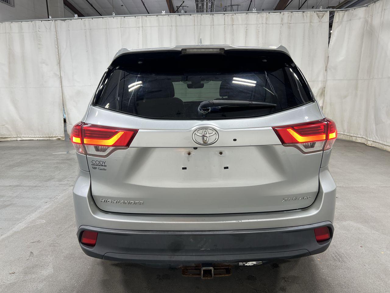Toyota Highlander XLE V6 AWD (Natl) 2018