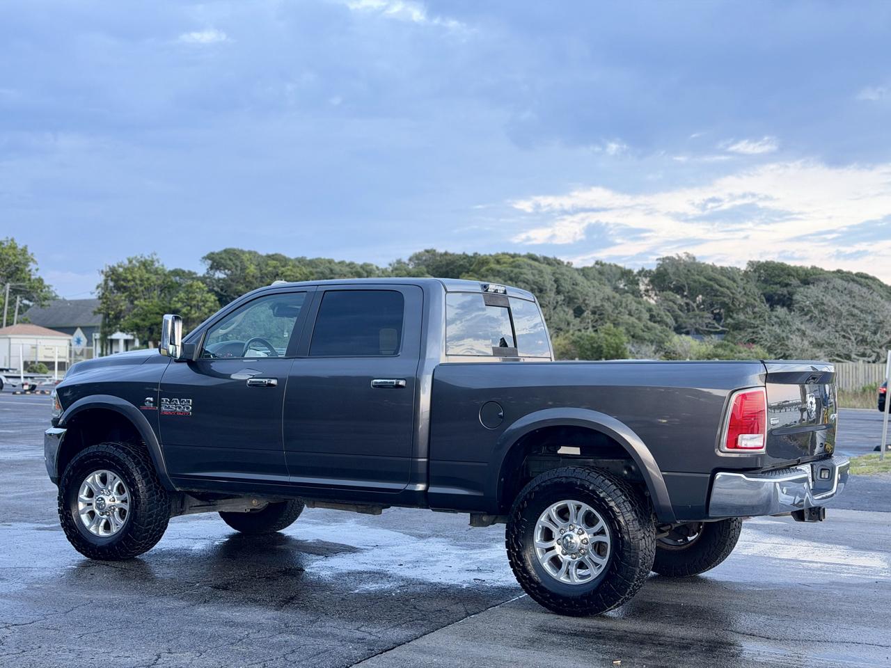 RAM 2500 Laramie Crew Cab SWB 4WD 2018