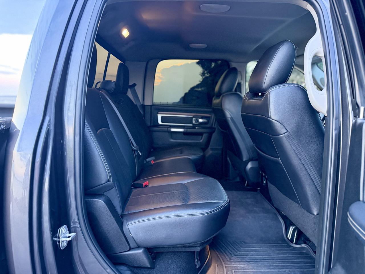 RAM 2500 Laramie Crew Cab SWB 4WD 2018