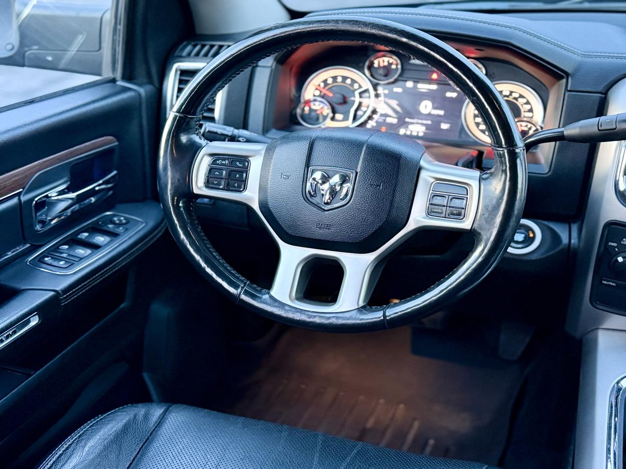RAM 2500 Laramie Crew Cab SWB 4WD 2018