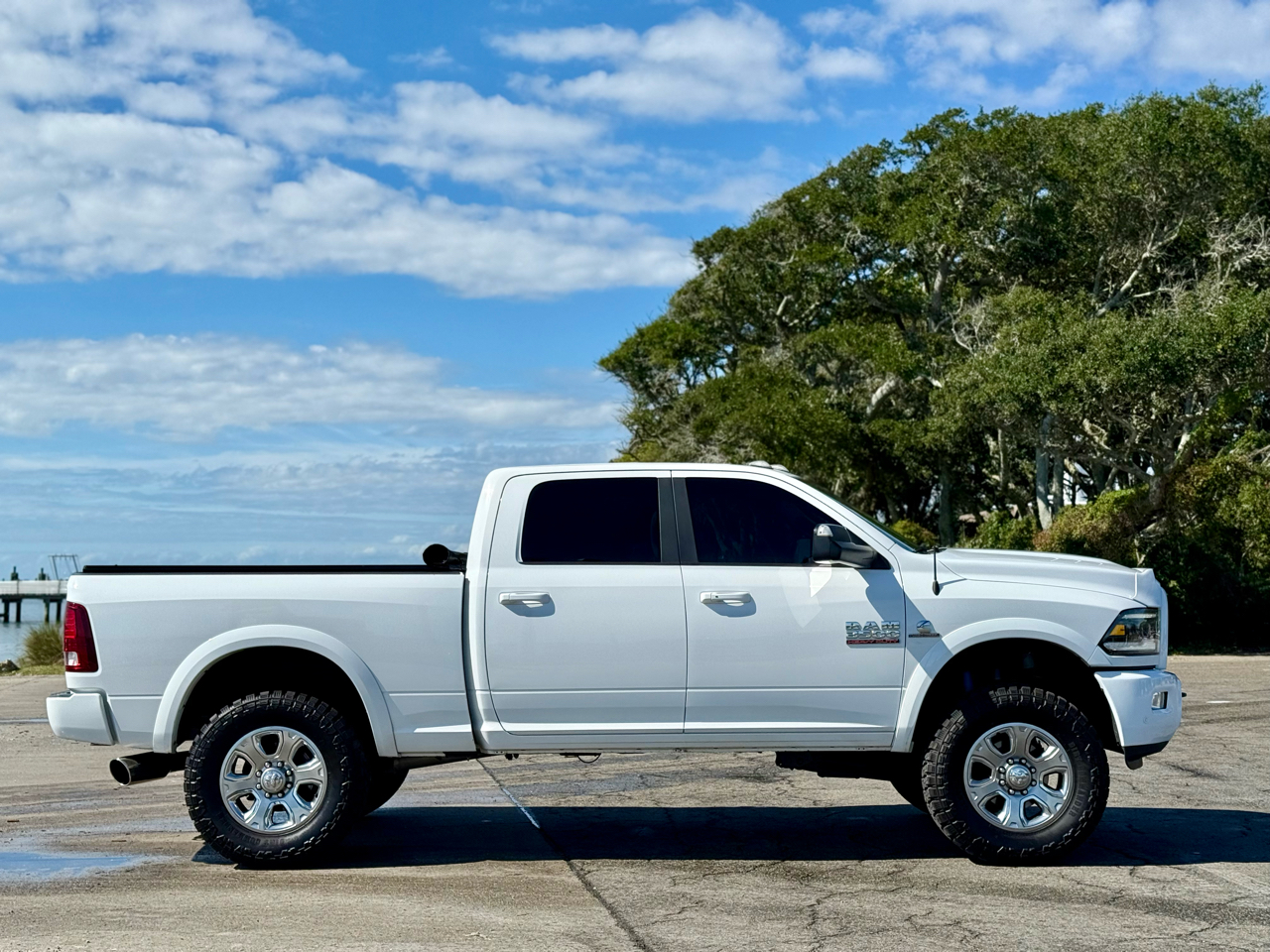 RAM 3500 Laramie Crew Cab SWB 4WD 2018 RAM 3500 Laramie Crew Cab SWB 4WD 2018