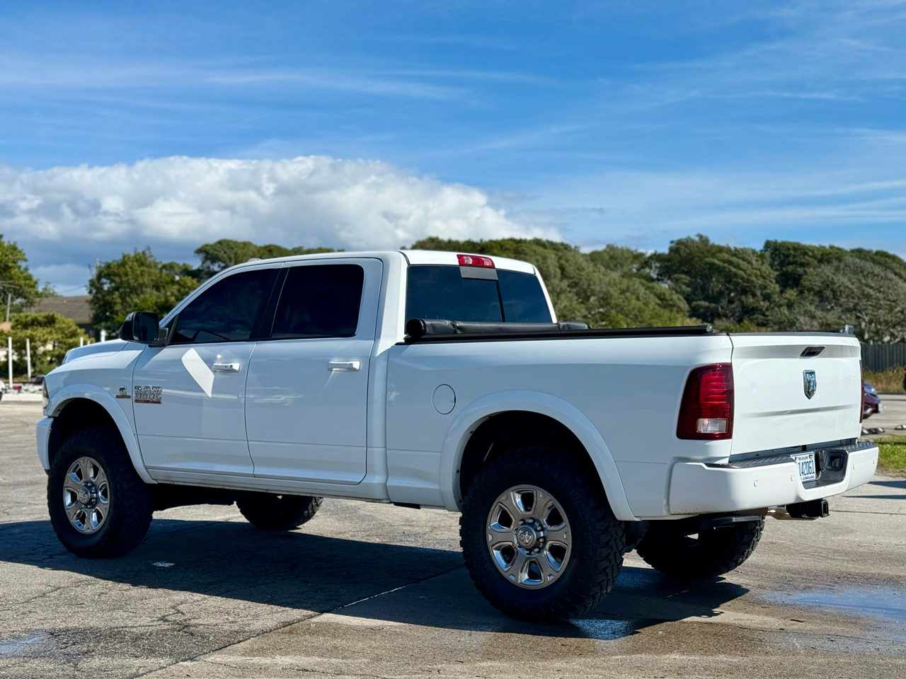 RAM 3500 Laramie Crew Cab SWB 4WD 2018 RAM 3500 Laramie Crew Cab SWB 4WD 2018