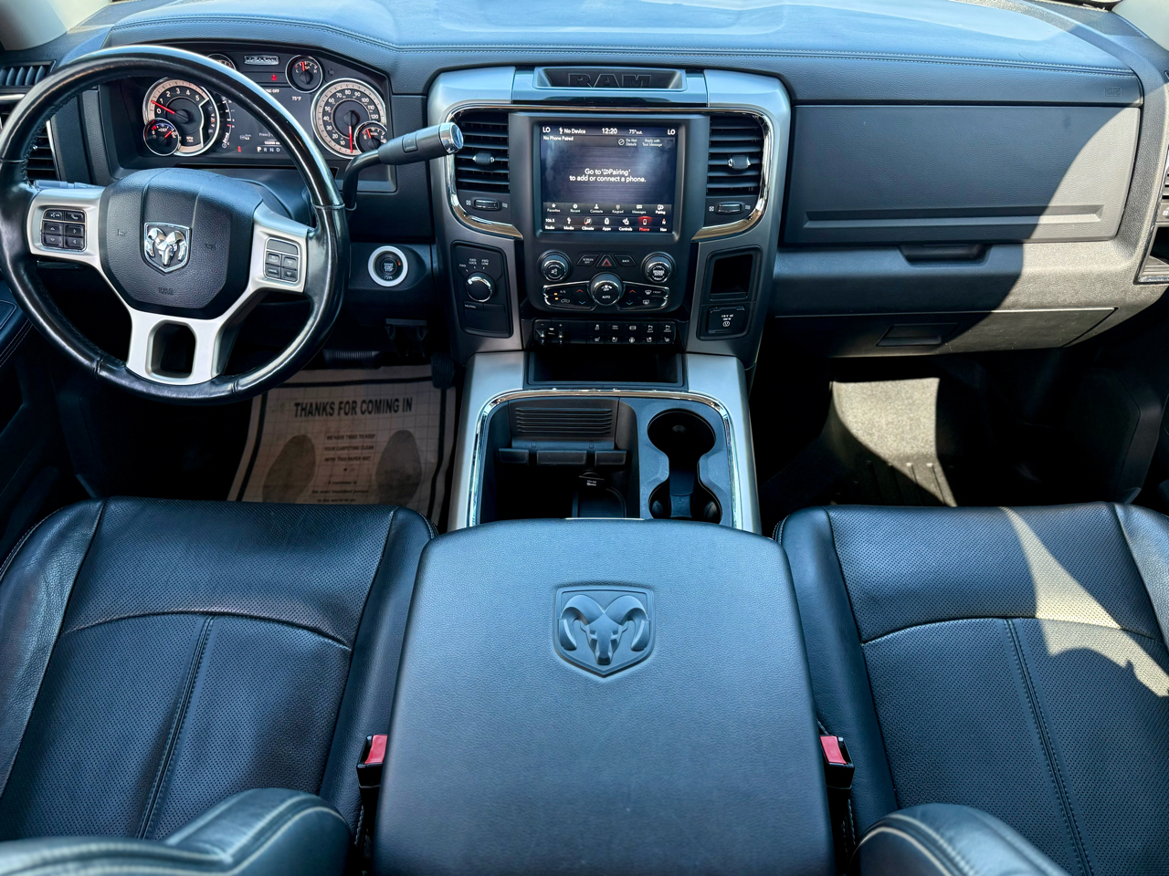 RAM 3500 Laramie Crew Cab SWB 4WD 2018 RAM 3500 Laramie Crew Cab SWB 4WD 2018