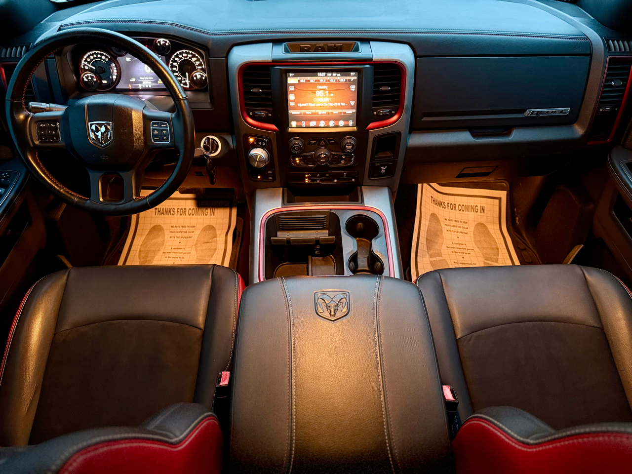 RAM 1500 Rebel Crew Cab SWB 4WD 2016 RAM 1500 Rebel Crew Cab SWB 4WD 2016