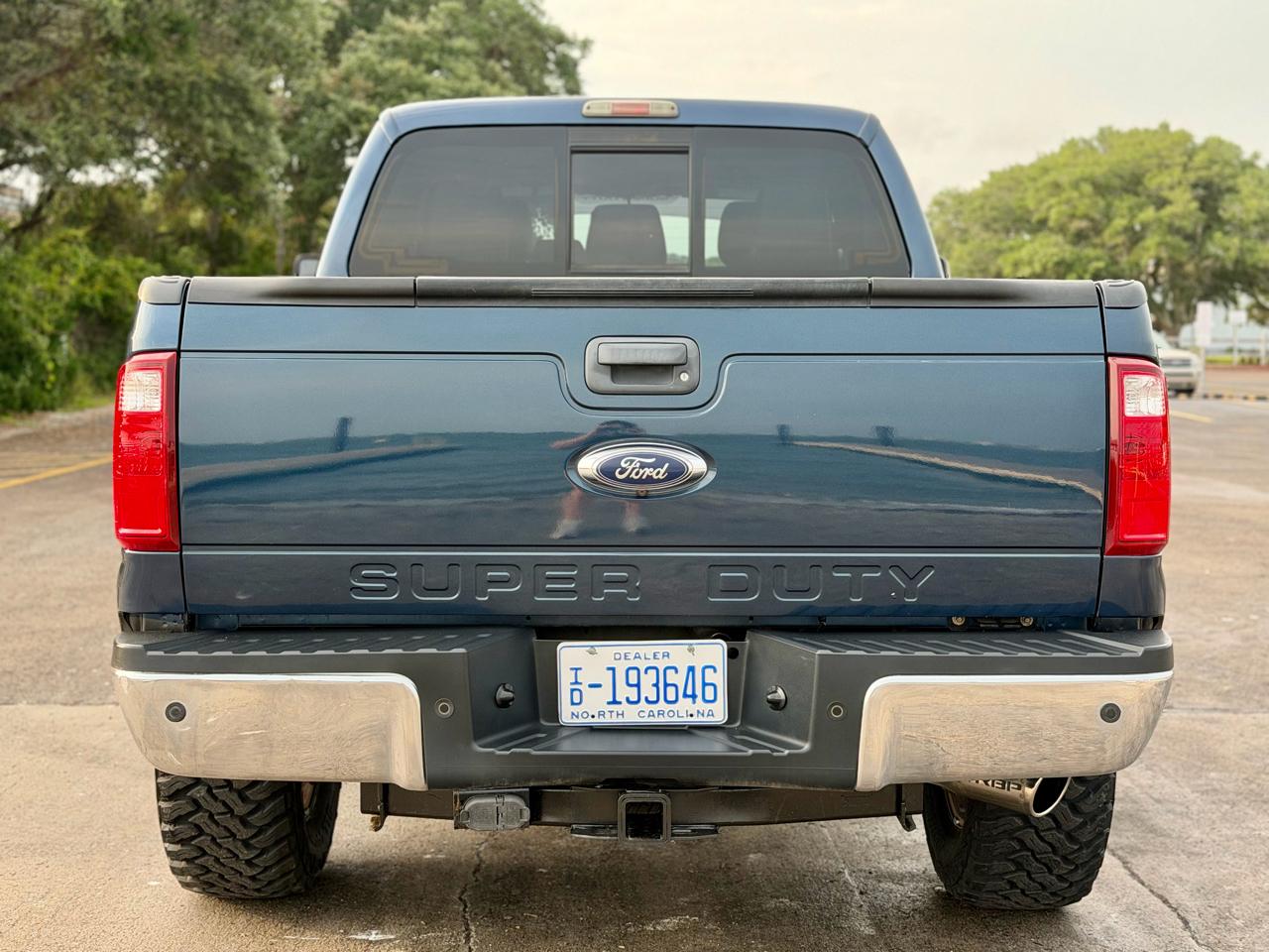 Ford F-250 SD Lariat Crew Cab 4WD 2015