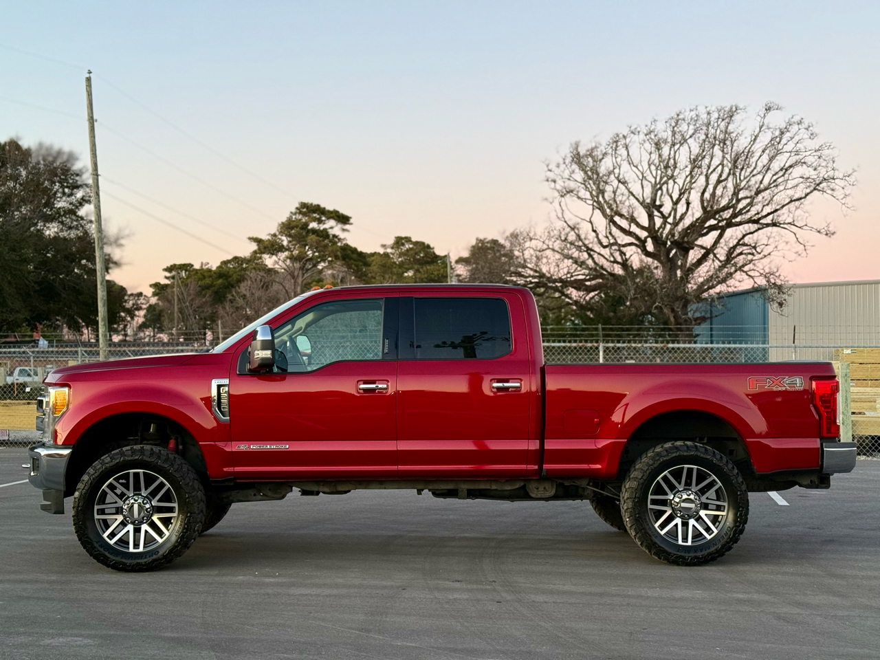 Ford F-250 SD Lariat Crew Cab 4WD 2017