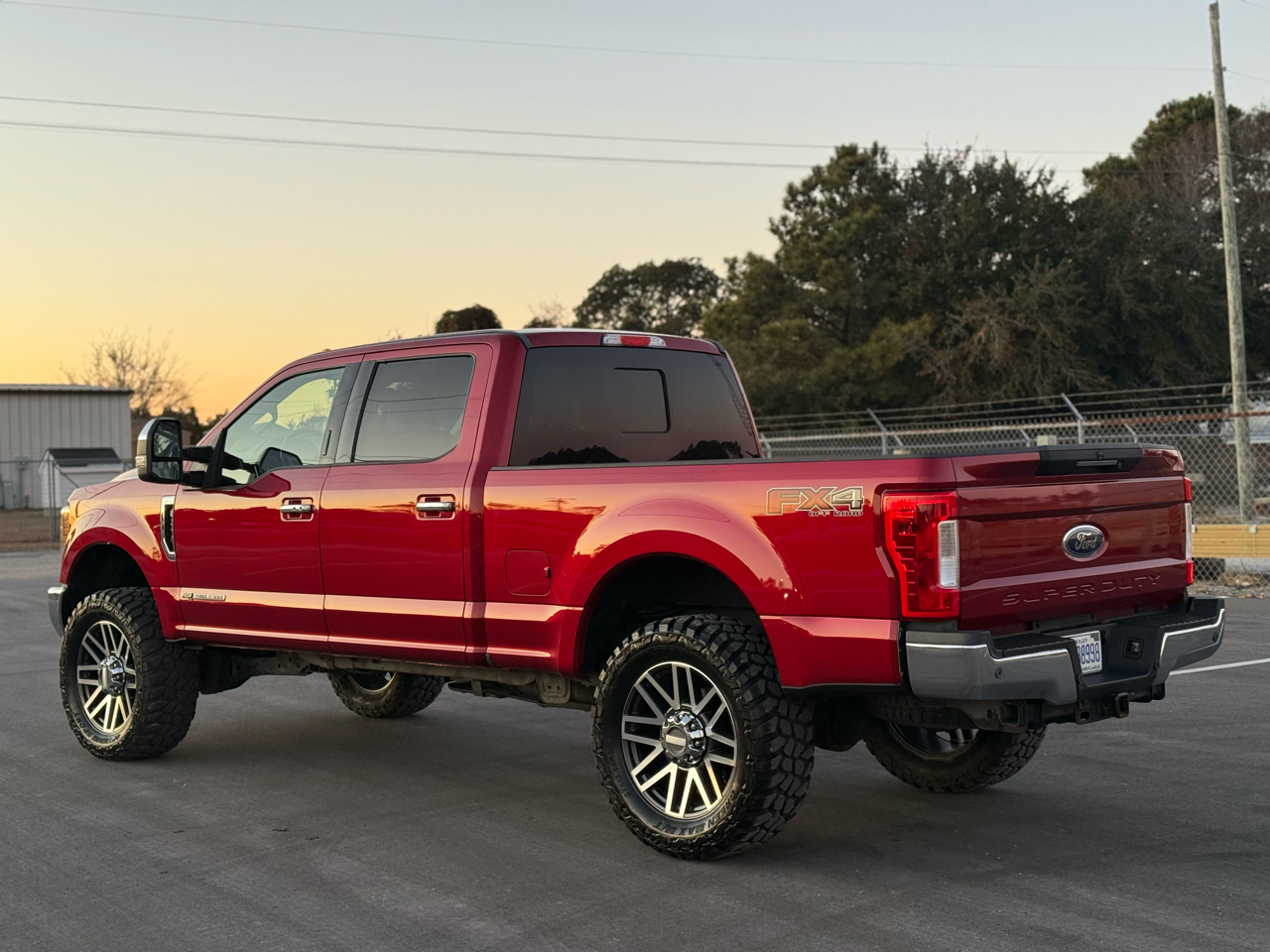 Ford F-250 SD Lariat Crew Cab 4WD 2017