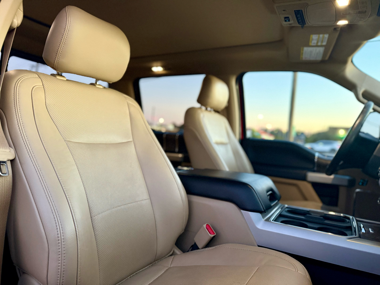 Ford F-250 SD Lariat Crew Cab 4WD 2017